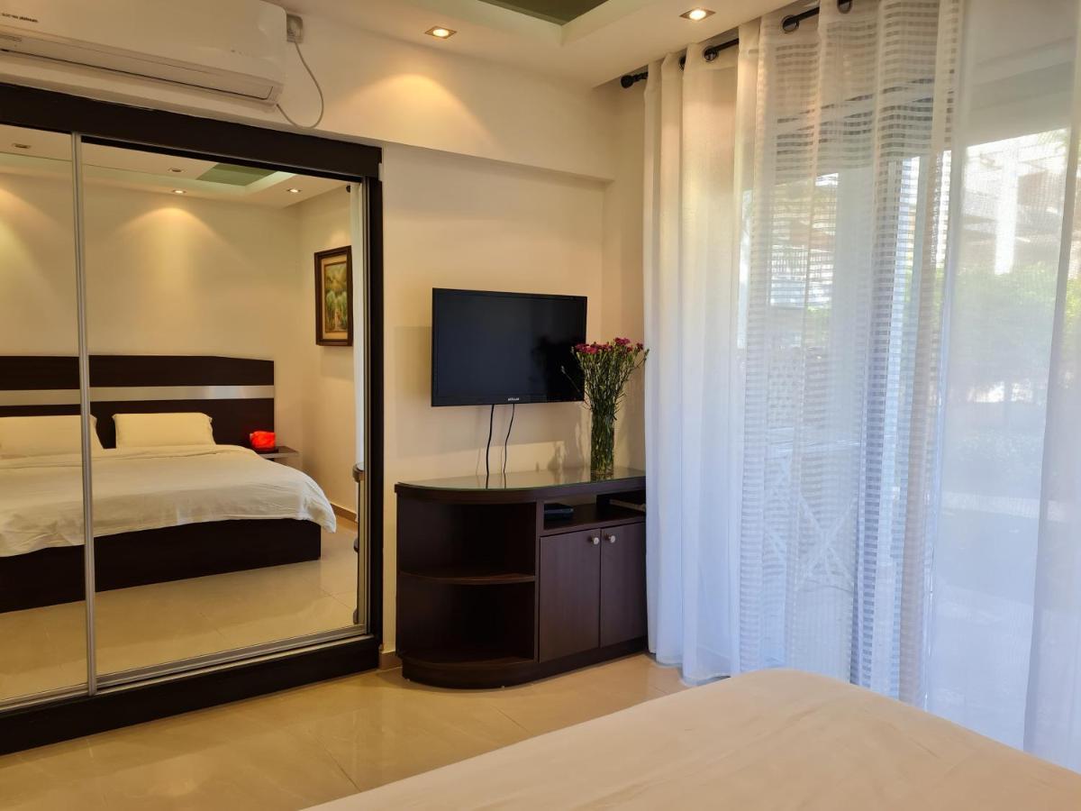 Royal Park-Garden Apartment Eilat Esterno foto